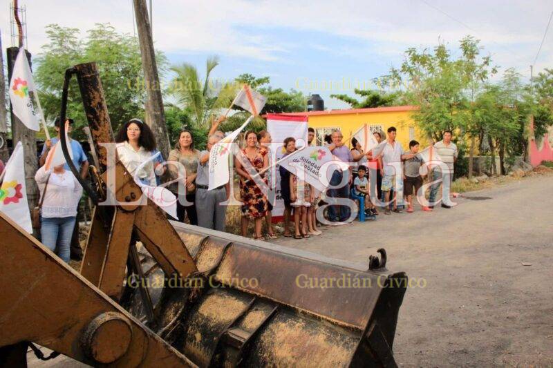 Ayuntamiento de Soledad continúa con pavimentación. 16 img 20230714 wa00548448225308931827606