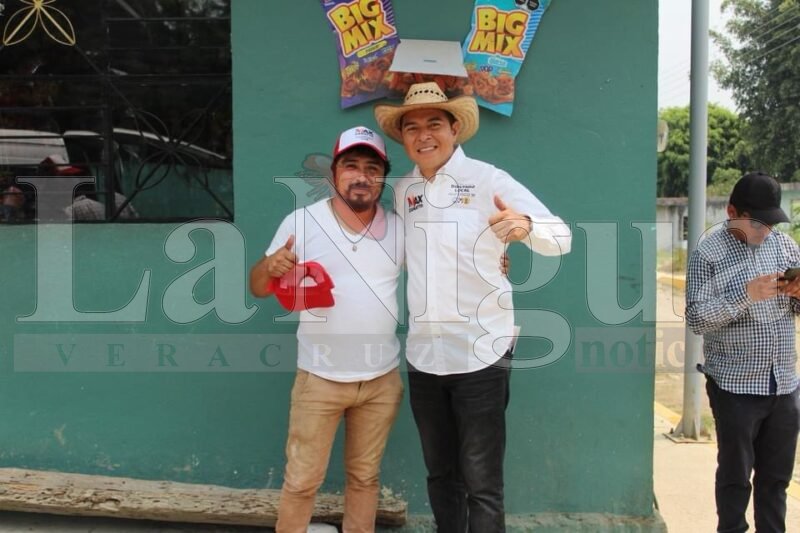 Max Zanatta reafirma su compromiso con las comunidades de Coscomatepec 3 img 0777 1