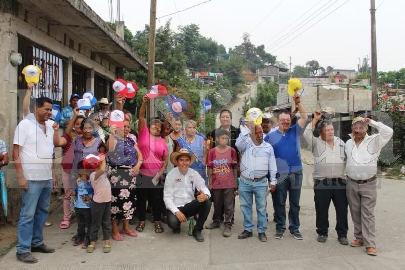 Max Zanatta reafirma su compromiso con las comunidades de Coscomatepec 4 img 0781 1