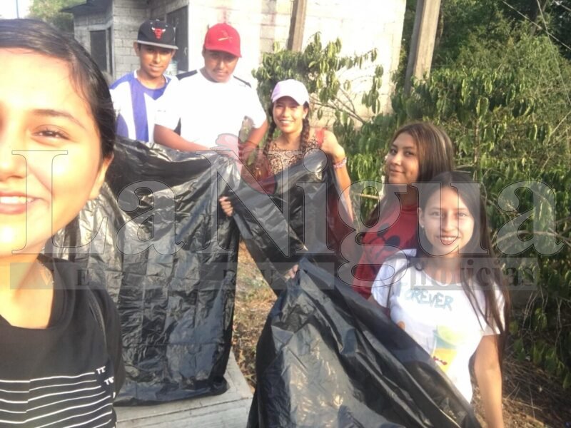 Jóvenes de Palo Gacho limpian su comunidad y hacen un llamado a la conciencia ambiental 1 img 1341 1