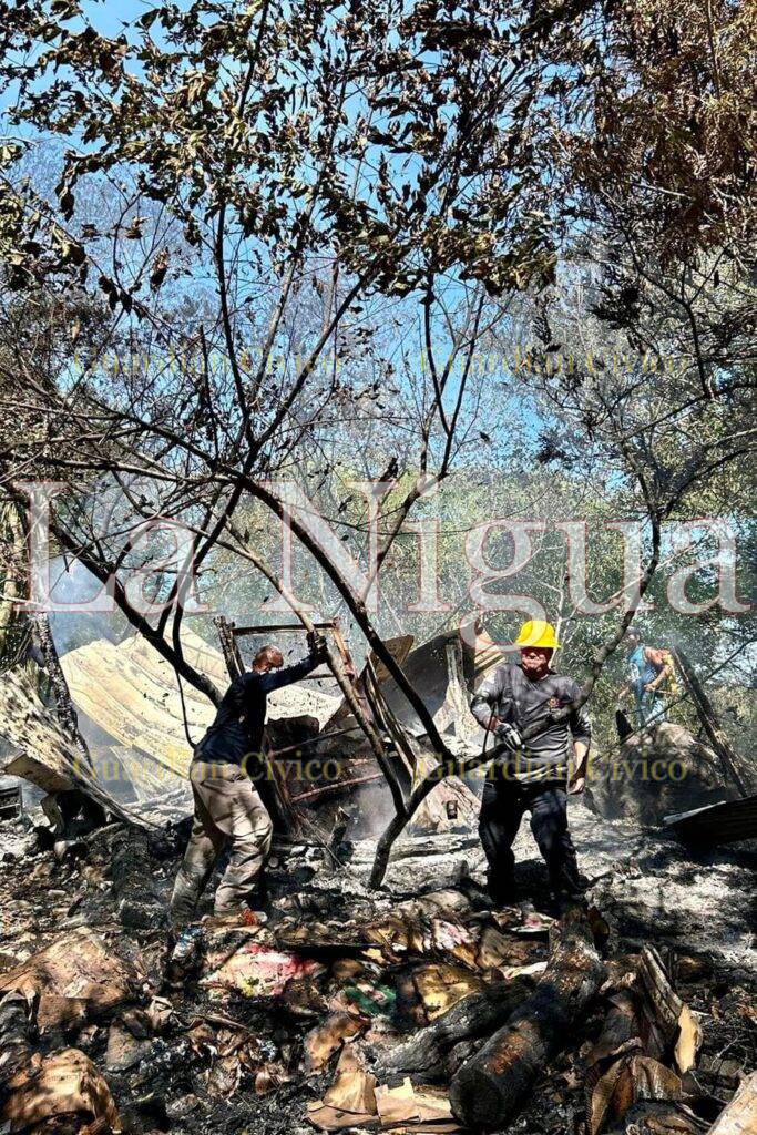 Se incendia punto de reciclaje en Soledad de Doblado 1 img 4052 1