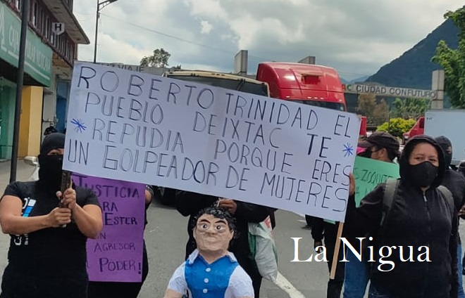 Mujeres no quieren a regidor de Morena por golpeador de mujeres